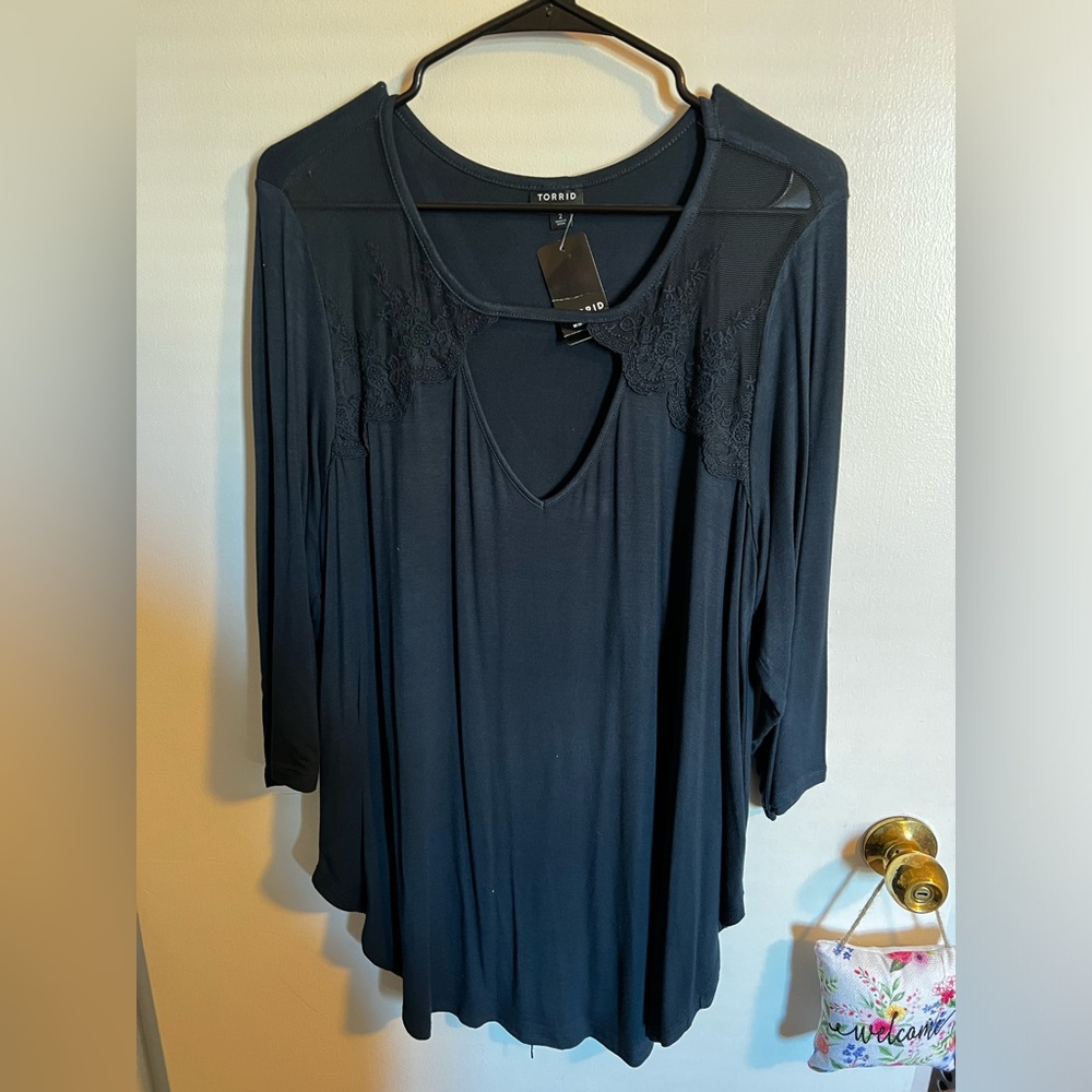 Torrid Quarter Sleeve Top NWT